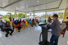 Sultan Ternate  serap aspirasi di suku Toliwiko