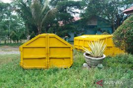 Rehabilitasi kontainer sampah di Mukomuko selesai 100 persen
