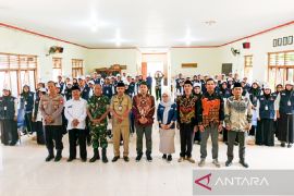 Pengawas TPS di Situbondo langsung bekerja setelah dilantik