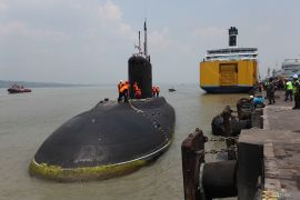 Kunjungan kapal selam Rusia di Surabaya