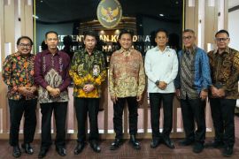 President Prabowo approves 10 KPK leader candidates: Minister