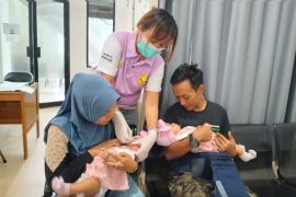 Cara meningkatkan peluang kehamilan anak kembar yang perlu Anda tahu