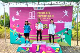 PJ Wali Kota Mojokerto apresiasi raihan emas atlet balap sepeda putri di POPDA XIV Jatim