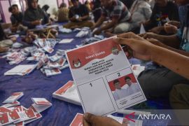 Pelipatan surat suara Pilkada calon tunggal di Ciamis