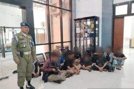 Pemkot Surabaya gunakan pendekatan khusus tangani anak jalanan
