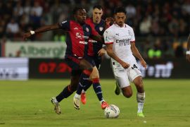 AC Milan ditahan imbang Cagliari  3-3