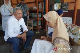 Pemkab Kutim gali inovasi teknologi batik ramah lingkungan