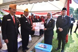 Pemkot Jambi peringati Hari Pahlawan dan santuni veteran