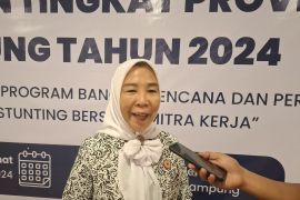 Ibu hamil wajib memiliki lingkar lengan atas 23,5 cm