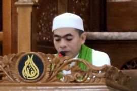 Ustadz Madnur ingatkan "supan" sebagian dari iman