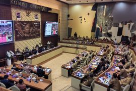 Mendagri setuju usulan bansos dihentikan sementara hingga Pilkada 2024, simak alasannya