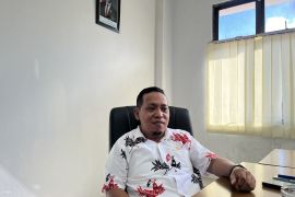 DPRD Ambon meminta Dinsos turut beri pembinaan orang tua gelandangan