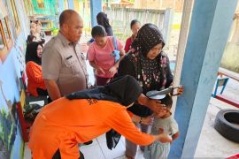 Forkopimcam Cisolok Sukabumi tebar benih ikan dalam upaya pencegahan stunting