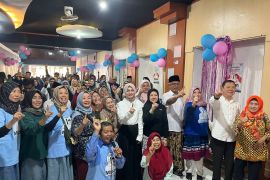 Keluarga mantan Wali Kota Kediri apresiasi program prorakyat Vinanda