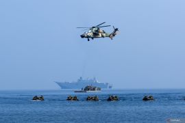 Operasi Pendaratan Amfibi Marinir-ADF