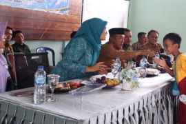 Pj Bupati Merangin dan Ibu Promosikan Gemarikan
