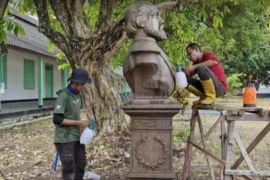 BPK wilayah XX konservasi meriam Benteng Belgica dan Patung Willem III di Banda