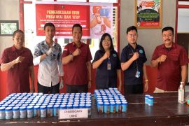 Lapas Kelas IIB Tahuna tes urine pegawai dan WBP wujudkan lapas "Bersinar"