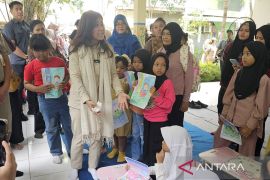 Menkomdigi: Kepedulian antartetangga bisa jaga masyarakat dari judol