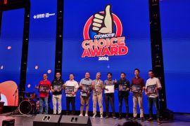 Yamalube raih "The Best Motorcycle Genuine Oil" di Otomotif Choice Award 2024
