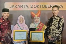 Dua Sekolah di Kota Padang Panjang Terima Penghargaan Adiwiyata Nasional 2024