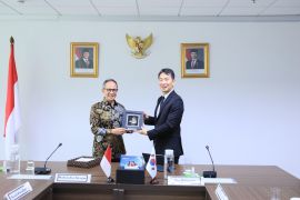 RI, S Korea bolster cooperation in financial service supervision