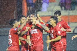 Semen Padang FC tahan imbang klub Malaysia Super League 2-2