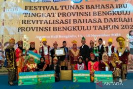 Kontingen Mukomuko terbaik dalam Festival Tunas Bahasa Ibu
