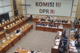 DPR jadwalkan uji kelayakan enam orang Capim KPK di hari kedua