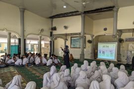 BPOM edukasi siswa di Aceh bijak gunakan antibiotik cegah resistensi