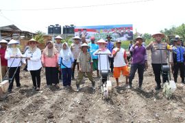 Pemkot Surabaya apresiasi program ketahanan pangan Polri