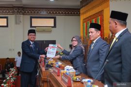 Pemkab Aceh Barat ajukan rancangan APBK 2025 Rp1,5 triliun ke DPRK