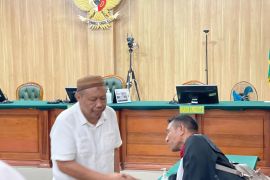 KPK tuntut 3 tahun pada mantan Kadikbud Malut
