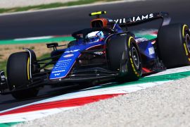 Baju resmi F1 resmi diluncurkan di Jakarta