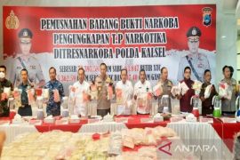 Kriminal, Hukum dan Politik kemarin dari pemusnahan sabu hingga debat pilkada