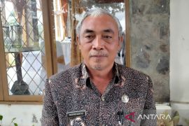 Dikbud Rejang Lebong: Pelajar madrasah terima bantuan seragam gratis