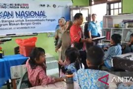 1.000 pelajar di Bangka peroleh makanan gratis menu ikan