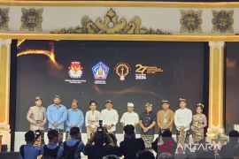 Muliawan undang Jokowi ke Bali, tapi Koster pilih turun ke desa