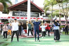 Pjs Wali Kota Makassar akhiri masa jabatannya dengan senam bersama