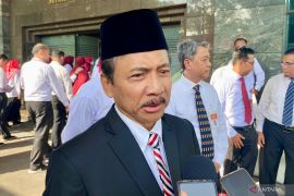 MK hentikan  sementara pengujian UU selama adili sengketa pilkada