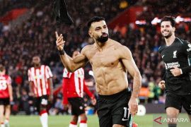 Mohamed Salah mengantarkan Liverpool taklukkan Southampton 3-2