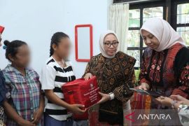 Menteri PPPA  beri dukungan korban kekerasan di NTT