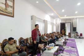 KPU Belitung pastikan distribusi logistik Pilkada 2024 berjalan lancar