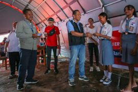 3.550 korban erupsi Lewotobi terima bantuan pulsa dan internet gratis