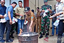 KPU MBD musnahkan 269 surat suara rusak dan berlebih jelang Pilkada