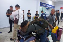 2.440 PMI dipulangkan melalui Kepri dan Riau