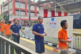 KPU Jaktim gelar rapat pleno rekapitulasi suara Pilkada Jakarta