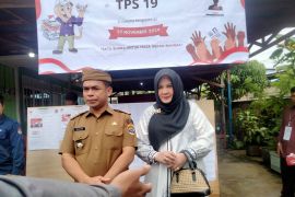 Pj Wali Kota Tarakan Gunakan Hak Pilih di TPS 19 Pamusian