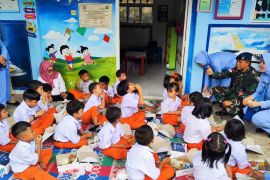 Lanud RHF Tanjungpinang uji coba Makan Bergizi Gratis di TK