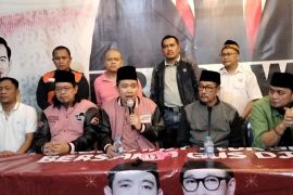 Fawait minta pendukung tak euforia meski unggul hitung cepat